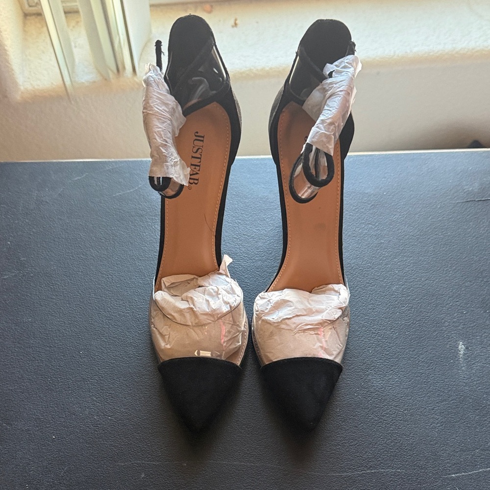 JustFab Elegant Suede Black Pump Heels New